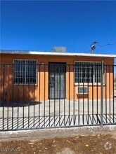 Building Photo - 708 Jackson Ave