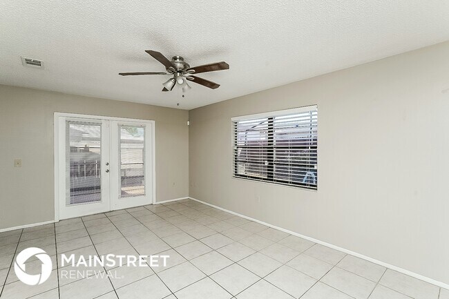 Foto del edificio - 11524 Bear Paw Ln