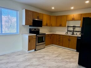 Building Photo - 1714 Poplar St