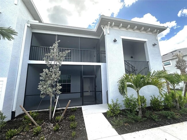 Building Photo - 14231 Heritage Landing Blvd