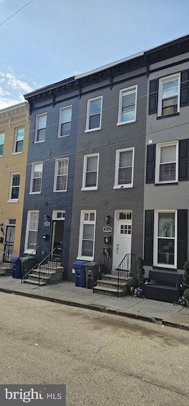 Building Photo - 1531 W Fairmount Ave