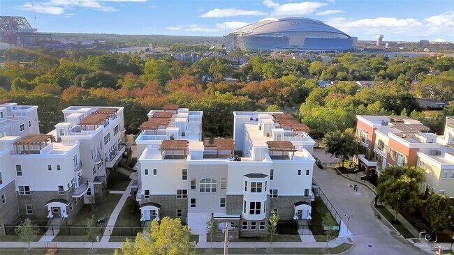 Foto del edificio - 1211 Beaconsfield Lane