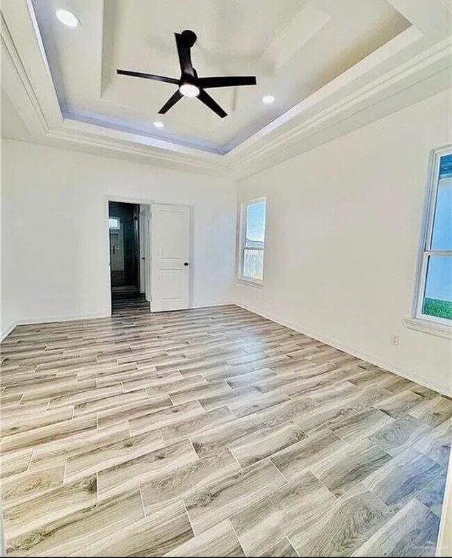 Foto del edificio - 2304 E Tamarindo Ave