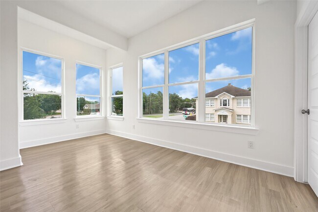 Foto del edificio - 4602 Clay St