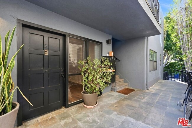 Foto del edificio - 612 Huntley Dr