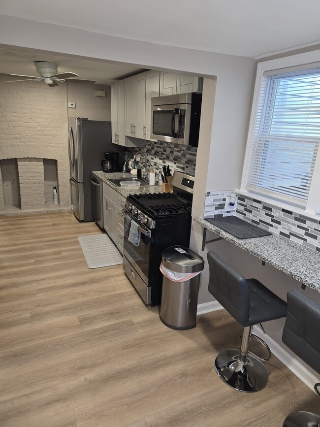 Building Photo - 95 Vesey St