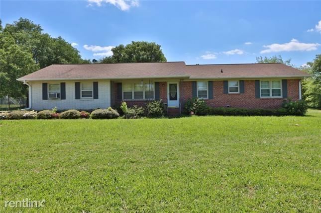 Primary Photo - 3 br, 1 bath House - 6820 Highway 20