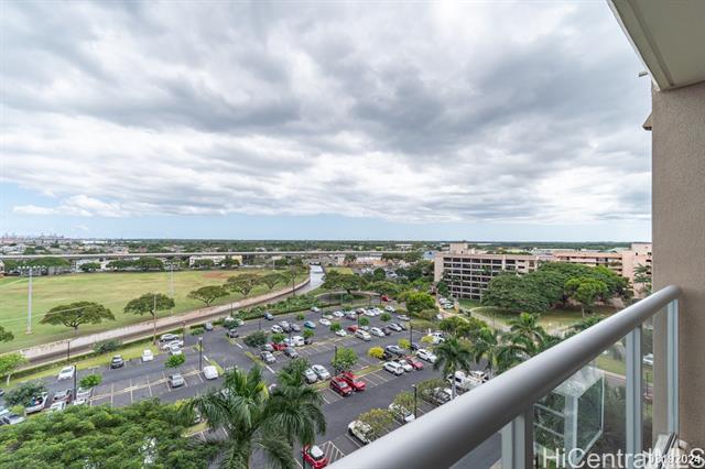 Foto del edificio - 94-979-979 Kau'Olu Pl
