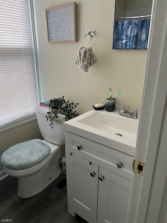 Foto del edificio - 1 br, 1 bath 4plex - 6107 Danville Avenue 2