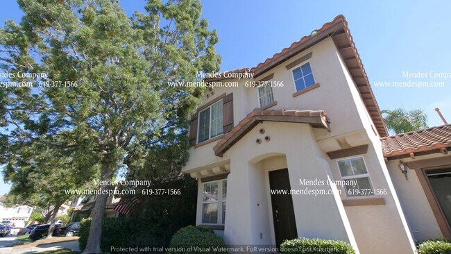Building Photo - Charming 3 bd / 2.5 bth House in Eastlake ...