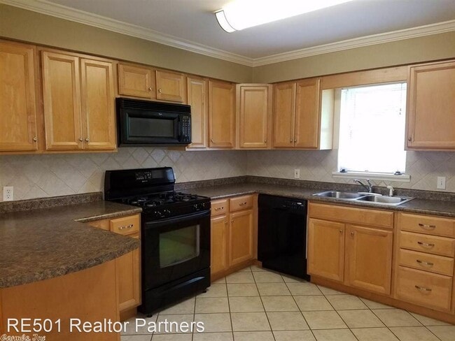 Building Photo - 3 br, 1 bath House - 3735 Loch Lane