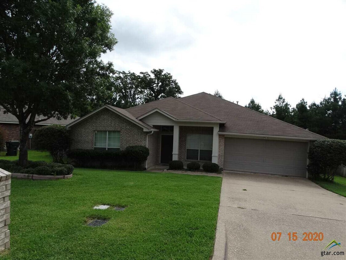 8156 Greer Dr, Tyler, TX 75703 House for Rent in Tyler, TX