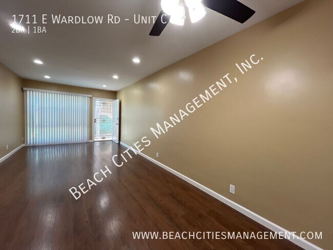 Foto del edificio - 1711 E Wardlow Rd