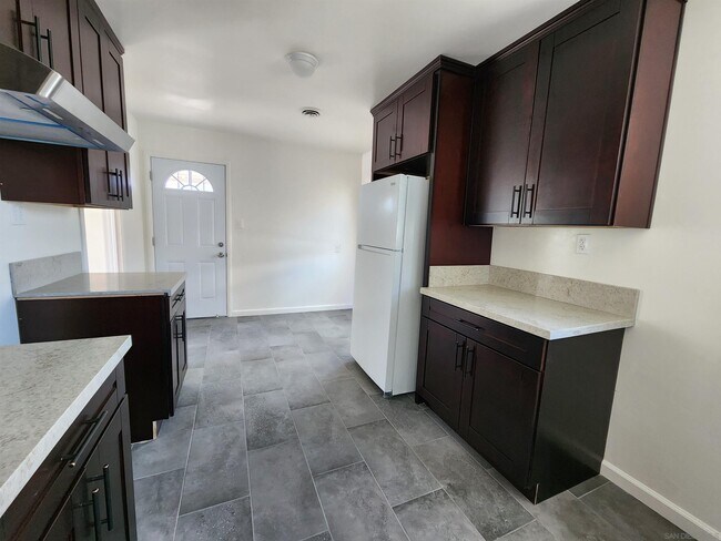 Foto del edificio - 7238 Fulton St