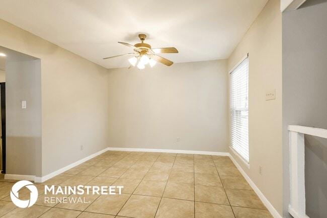 Building Photo - 1602 Chestnut Ridge Rd