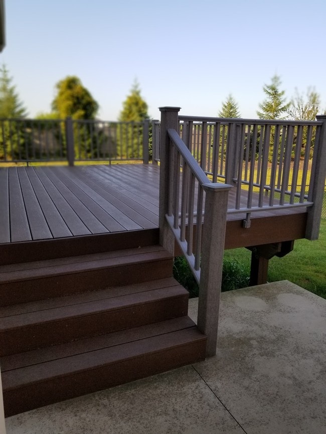 Building Photo - 1115 Bedford Ct