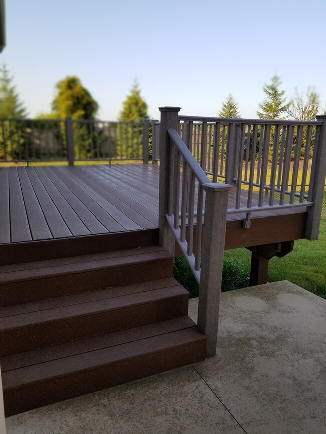 Foto del edificio - 1115 Bedford Ct