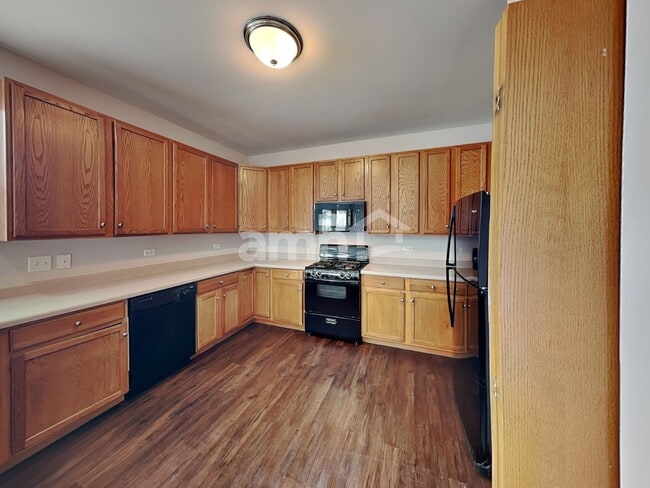 Building Photo - 6512 Fitzer Dr