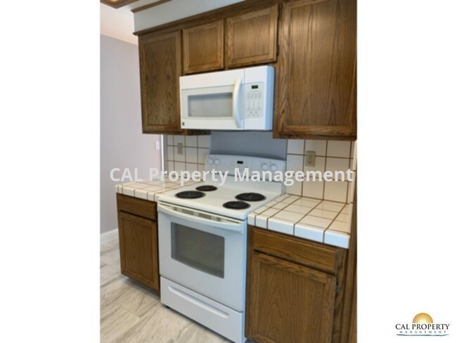 3 Bedroom 3 Bath home in South Salinas! photo'