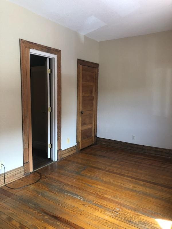 Building Photo - 110 N Maple St