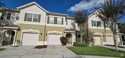 Building Photo - 638 Pinebranch Cir