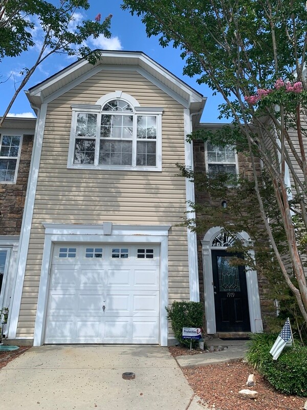 1919 Travertine Ln, Fort Mill, SC 29708 Townhouse for Rent in Fort