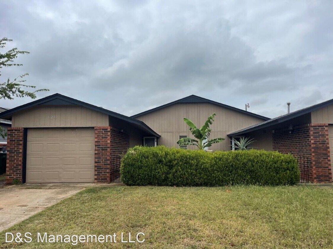 Foto principal - 2 br, 1.5 bath House - 8219 S. Klein Ave