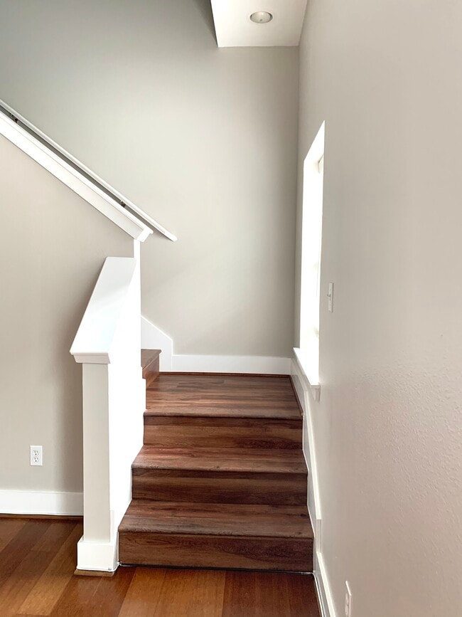Building Photo - 1604 Tribeca Way