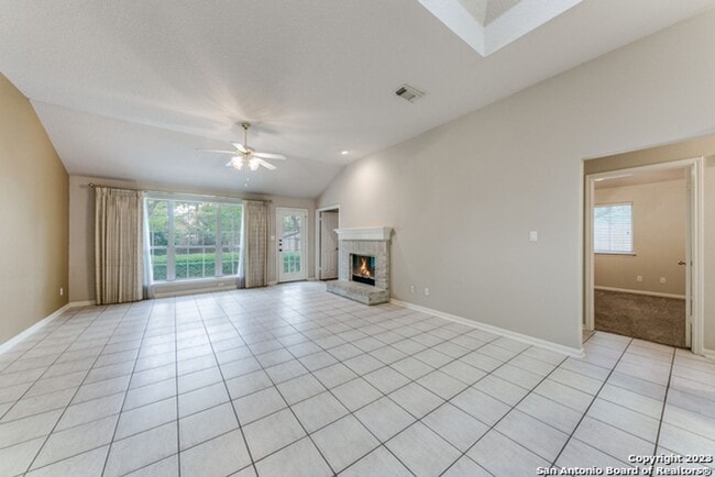 Building Photo - 3 Bedroom/2 Bath The Ridge At Deerfield Subdivision