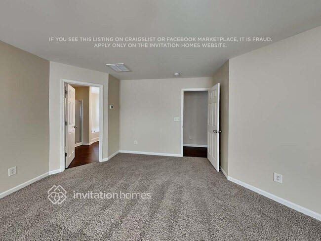 Foto del edificio - 7307 Lamplighter Close Dr