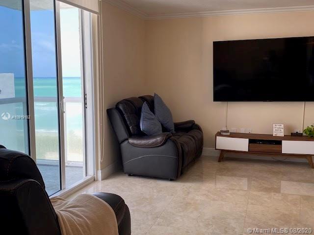 Foto del edificio - 2457 Collins Ave