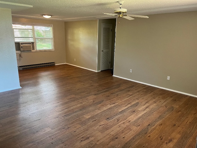 Foto del edificio - 1975 SW 217th Ave