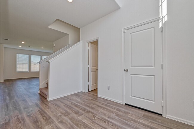 Foto del edificio - 22135 Juniper Crossing Dr