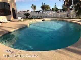Primary Photo - 3 br, 2 bath Apartment - 22376 N Business 77