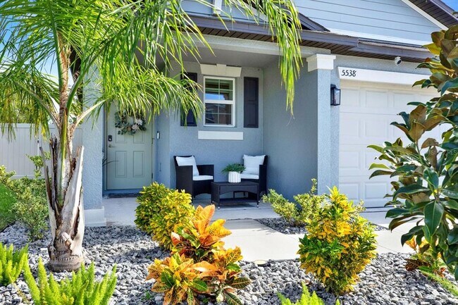 Building Photo - 5538 Blue Azure Dr