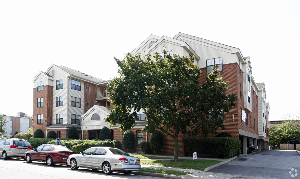 Building Photo - Old Dominion University