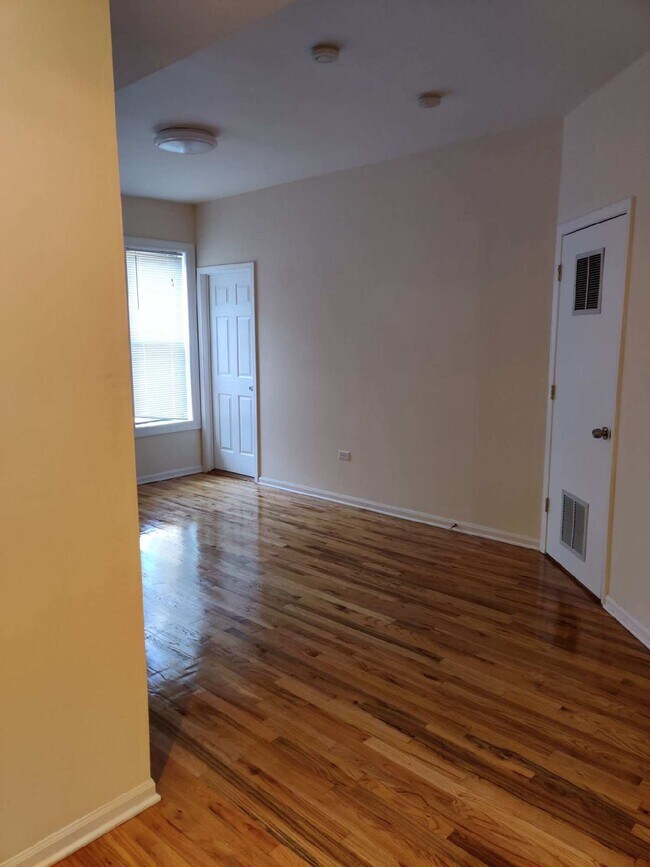 Foto del edificio - 5740 S King Dr
