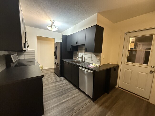 Photo du bâtiment - 2217 Hillside Ave