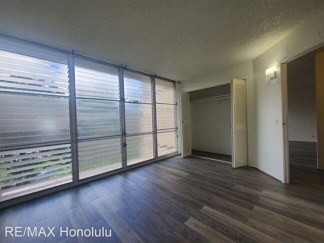 Foto del edificio - 2 br, 1 bath House - 95-273 Waikalani Dr #...