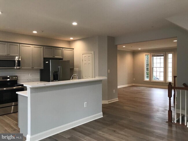 Foto del edificio - 4 Rockingham Ct