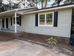 Building Photo - 20A Marion Dairy Rd