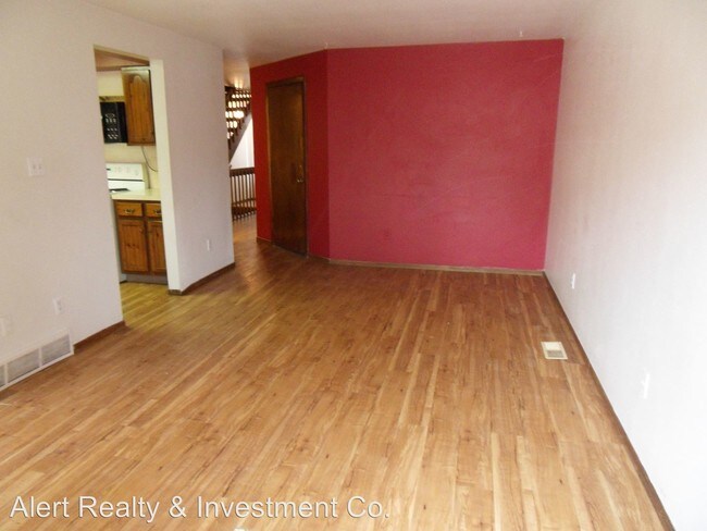 Building Photo - 2 br, 2.5 bath House - 2134 Collyer St