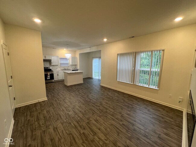 Foto del edificio - 10905 Penwell Wy