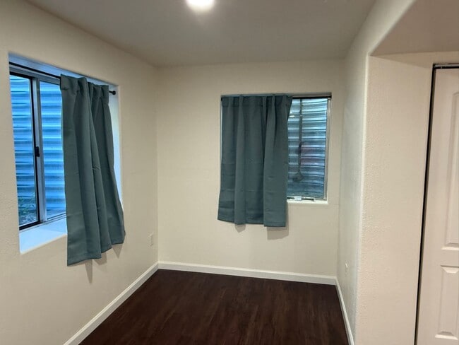 Great for a breakfast nook - 1249 Button Rock Dr