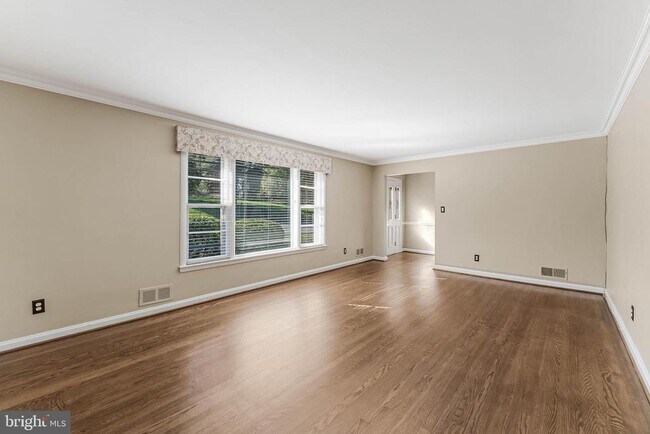 Foto del edificio - 3867 Chesterbrook Rd