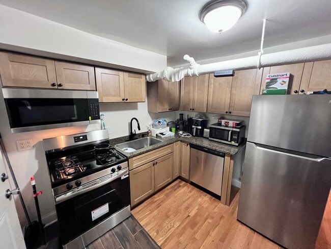 Foto del edificio - 3216 W Altgeld St