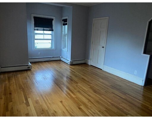 Foto del edificio - 66 Chestnut Hill Ave