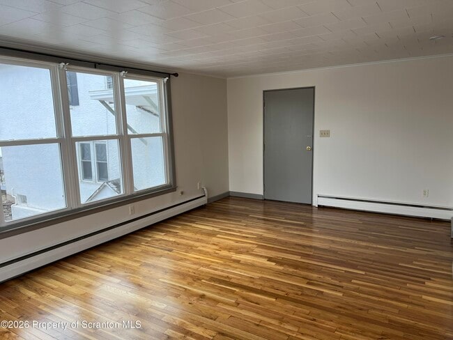 Building Photo - 214 Melrose Ave