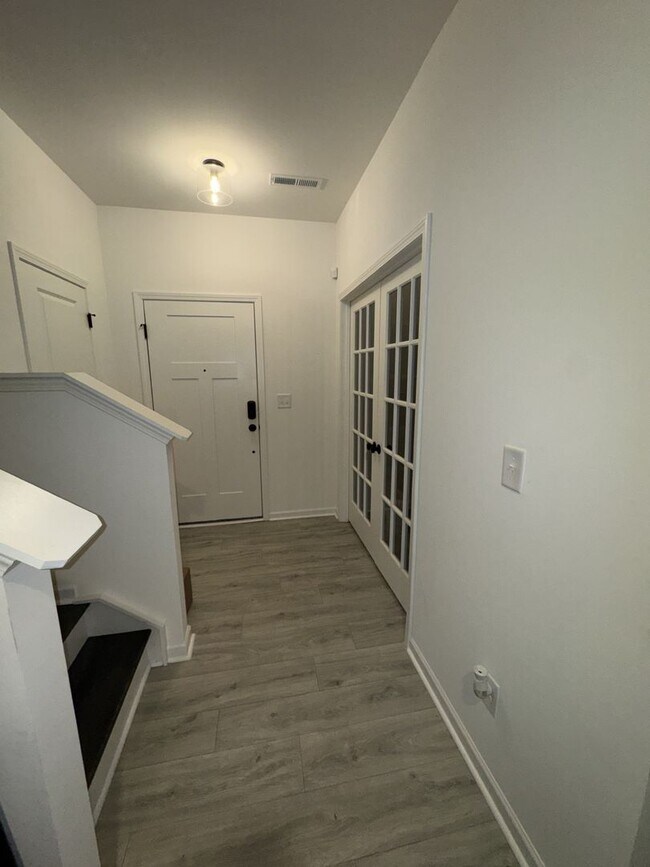 Building Photo - Almost New 3 Bedroom Home in York SC
