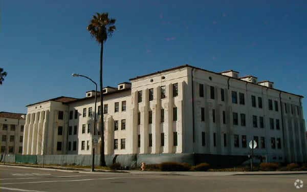 Building Photo - Villas at Hamilton